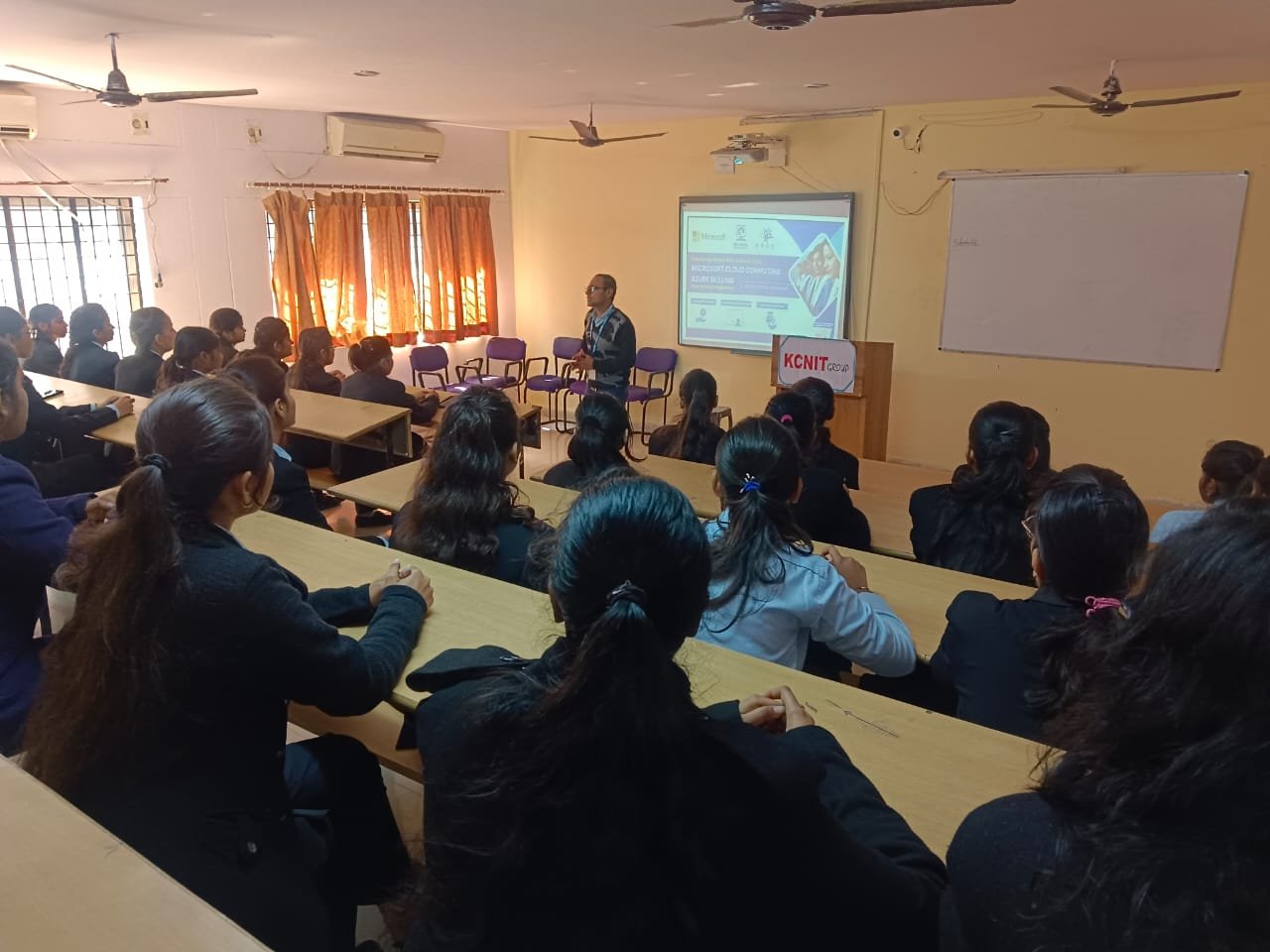 VED Foundation - Smart Classes